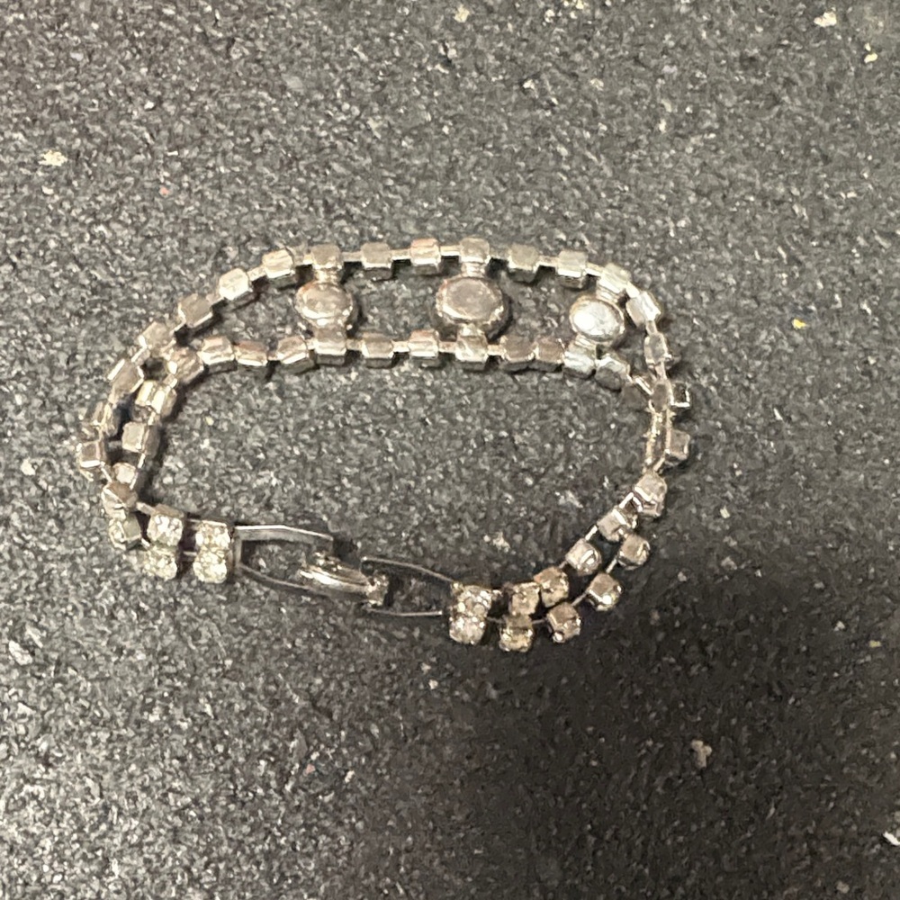 Vintage Silver Rhinestone Crystal Bracelet - Picture 6 of 7